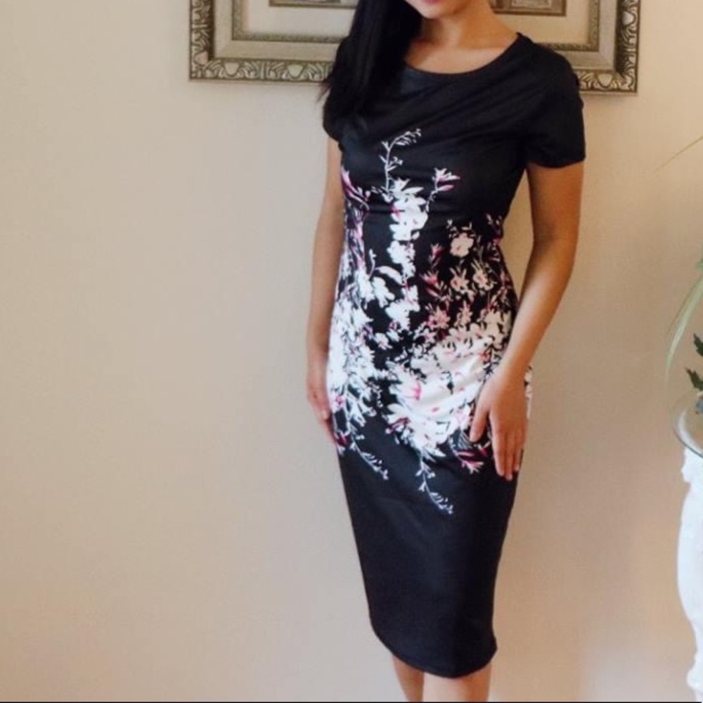 MIDI body fit dress